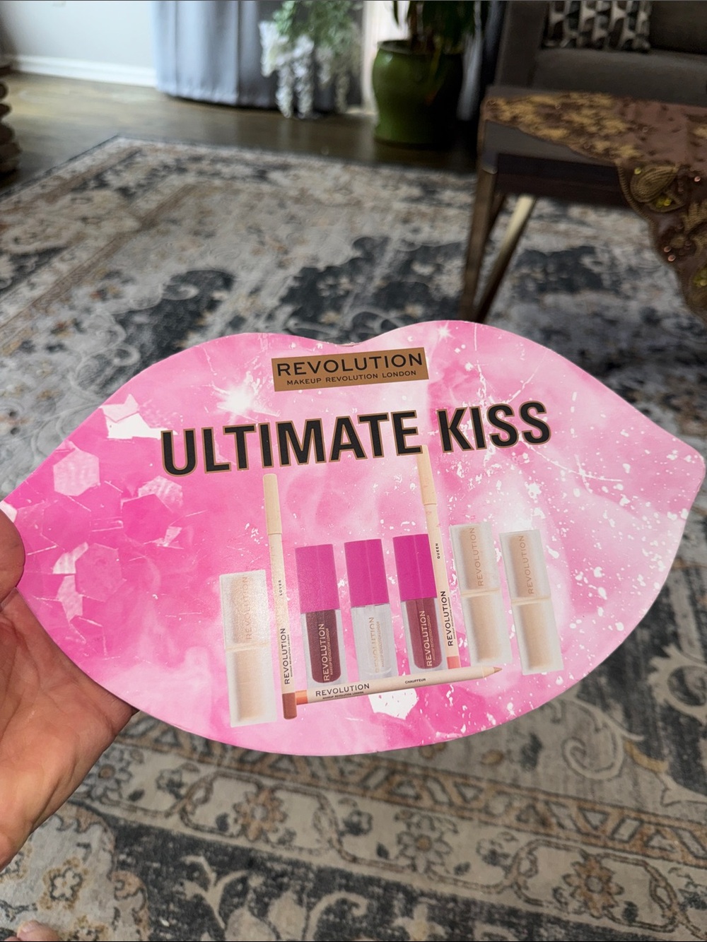 Revolution 9 pieces Pink Ultimate Kiss Lip Set